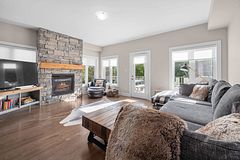 45 Rockmount Crescent, Gravenhurst, ON P1P 0A6