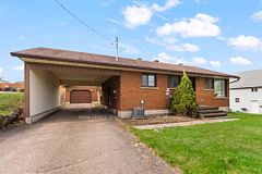 90 Deacon Street, Pembroke, ON K8A 2J4