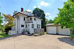 5007 River Road, Niagara Falls, ON L2E 3G7