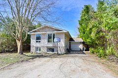 60 Tamarack Trail, Bracebridge, ON P1L 1Z1