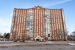 2760 Carousel Crescent 1512, Blossom Park - Airport and Area, ON K1T 2N4