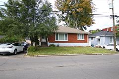 316 Lafontaine Avenue, Vanier and Kingsview Park, ON K1L 6X2