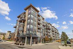 40 Esplanade Lane 102, Grimsby, ON L3M 0G9