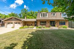3 Maple Drive, Hamilton, ON L8G 3C1