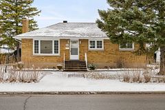 41 Capilano Drive, Cityview - Parkwoods Hills - Rideau Shore, ON K2E 6G3