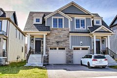 212 Courtland Street, Blue Mountains, ON L9Y 4E4