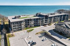 35 Southshore Crescent 327, Hamilton, ON L8E 0J2