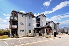 12 BEAUSOLEIL Lane 107, Blue Mountains, ON L9Y 2X5