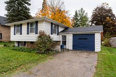 698 Gustavus Street, Saugeen Shores, ON N0H 2C0