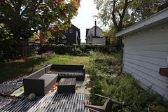 46 BEAUMARIS Drive, Qualicum - Bruce Farm - Greenbelt and Area, ON K2H 7K3