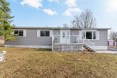 3 Otterdale Crescent, Rideau Lakes, ON K7A 0J4