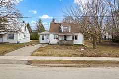 81 Lorne Street, Grey Highlands, ON N0C 1H0