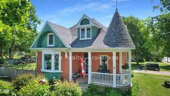 21 William Street N, Minto, ON N0G 1M0