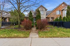 189 Livingston Avenue, Grimsby, ON L3M 5M3