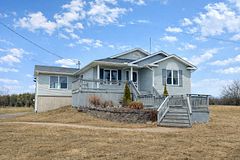 1918 Rosedale Road N, Montague, ON K7A 4S6