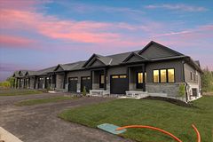 321 Arnaud Street Unit 1, Arran-Elderslie, ON N0G 2N0