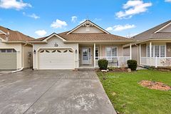 29 Balsam Trail, Norfolk, ON N0E 1P0