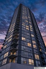 150 Charlton Avenue E 1801, Hamilton, ON L8N 3X3