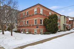 223 MacNab Street S 11, Hamilton, ON L8P 3C9