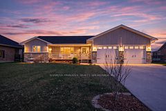 3864 St Clair Parkway, St. Clair, ON N0P 2B0