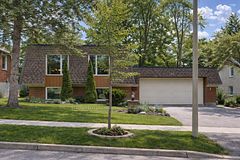 42 Culpepper Drive, Waterloo, ON N2L 5L1