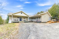 5195 Mcdonald's Corners Road, Lanark Highlands, ON K0G 1M0