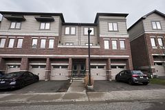 70 Willowrun Drive B1, Kitchener, ON N2A 0J3