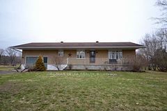 4001 Champlain Street, Clarence-Rockland, ON K0A 1E0