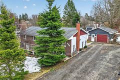 234 Yonge Street, Burk's Falls, ON P0A 1C0