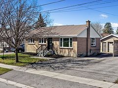 121 Goodfellow Road E, Peterborough, ON K9J 5W9