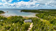 682 Dorcas Bay Road, Northern Bruce Peninsula, ON N0H 2R0