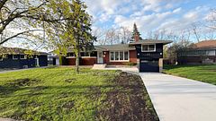 23 Glenbarr Road, St. Catharines, ON L2T 1Y2
