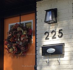 225 Henrietta Street, Fort Erie, ON L2A 2K6