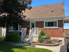 129 Broker Drive, Hamilton, ON L8T 2B9
