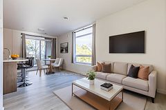 455 Charlton Avenue E 208, Hamilton, ON L8N 0B2