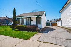 28 Munn Street, Hamilton, ON L8V 1J9
