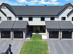 265 Peacock Drive, Russell, ON K4R 0A1