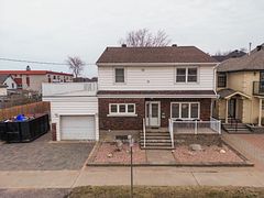 390 MURRAY Street, North Bay, ON P1B 4G3