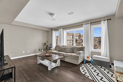 630 Woodlawn Road E B, Guelph, ON N1E 0K4