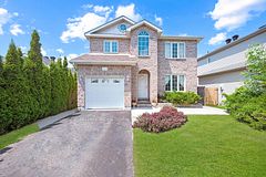 16 REGENCY Place, Brockville, ON K6V 7M5