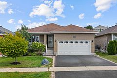 385 Bianco Crescent, Peterborough, ON K9K 0A5