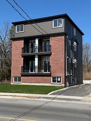 131 Gore Street E, Perth, ON K7H 1J6
