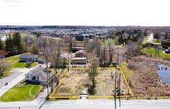 5624 & 5628 Main Street, Manotick - Kars - Rideau Twp and Area, ON K4M 0T6