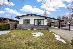 85 Ranchdale Drive, Hamilton, ON L8V 2L9