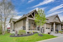8 Serenity Place Crescent, Huntsville, ON P1H 0C4