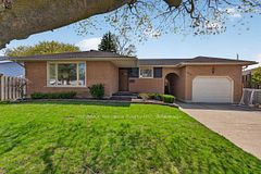 131 Cayley Street, Goderich, ON N7A 1Z9