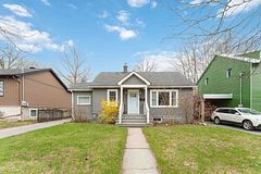 260 Keyworth Avenue, Tunneys Pasture and Ottawa West, ON K1Y 0G1