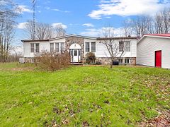 19656 Loyalist Parkway, Prince Edward County, ON K0K 1T0