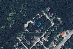10267 Daniel Avenue, Lambton Shores, ON N0M 1T0
