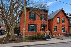 8 Lewis Street, Ottawa Centre, ON K2P 0S3